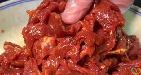 牛肉怎么腌制才嫩，不干不柴不塞牙，鲜香嫩滑入味