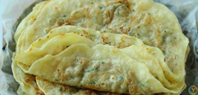 夏天就馋这个早餐饼！不用发面，又软又筋道，连吃3顿都不腻！