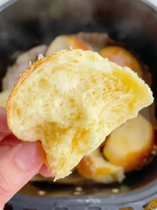 自己在家做面包，材料巨简单，方法对了比买的好吃！