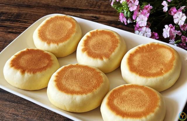 5个鸡蛋1斤面粉，不用一滴水，妈妈做的这个饼比面包还好吃