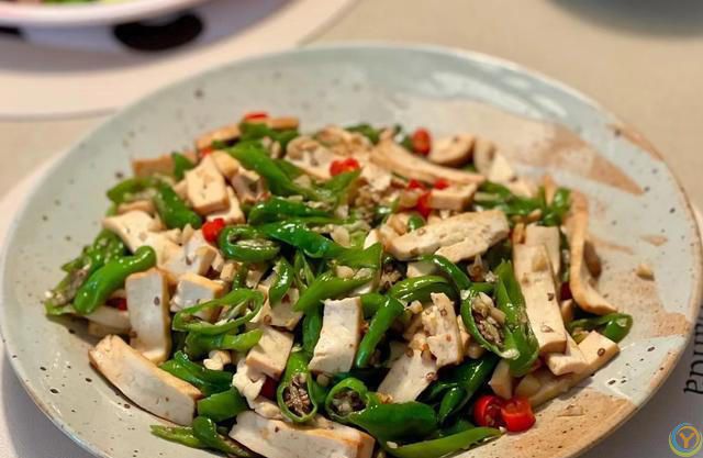 夏天，苦瓜、西瓜靠边站，多吃它，祛湿又防中暑，精神饱满一整天