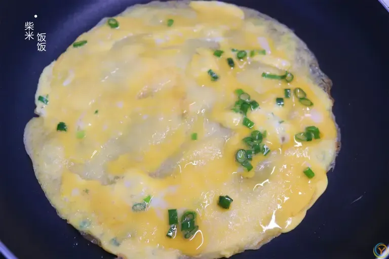 超软鸡蛋饼，晚上和面早上做，早餐吃太好了