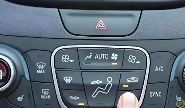 汽车开空调很耗油？汽修师傅说漏嘴：记住这些，既制冷还省油