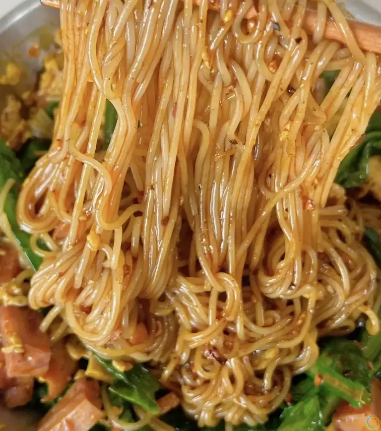 香气四溢：炒米粉的美味魔法秘籍