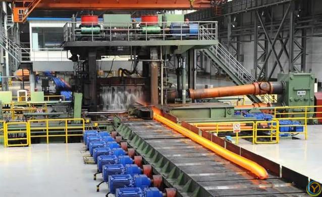 火车咣当声没了？高铁无缝钢轨藏绝技，***世界几十年？