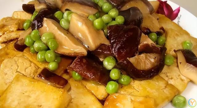 烹饪豆腐时，掌握5个技巧，轻松做出又嫩又入味的豆腐！