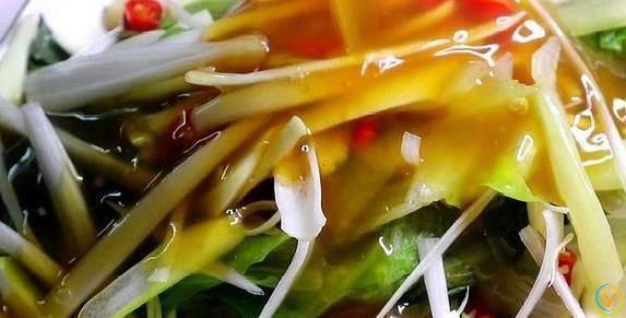 生菜这样吃才最香，10分钟上桌，脆嫩多汁谁都爱？