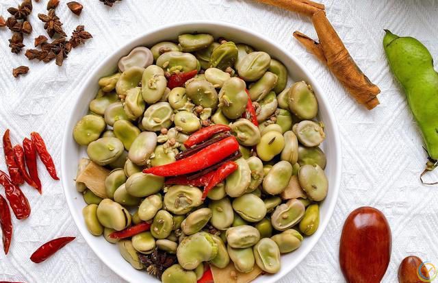 蚕豆最好吃的做法，不炒不炸香香糯糯，是下酒菜也是零食，别错过