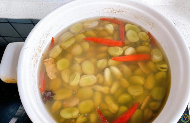 蚕豆最好吃的做法，不炒不炸香香糯糯，是下酒菜也是零食，别错过