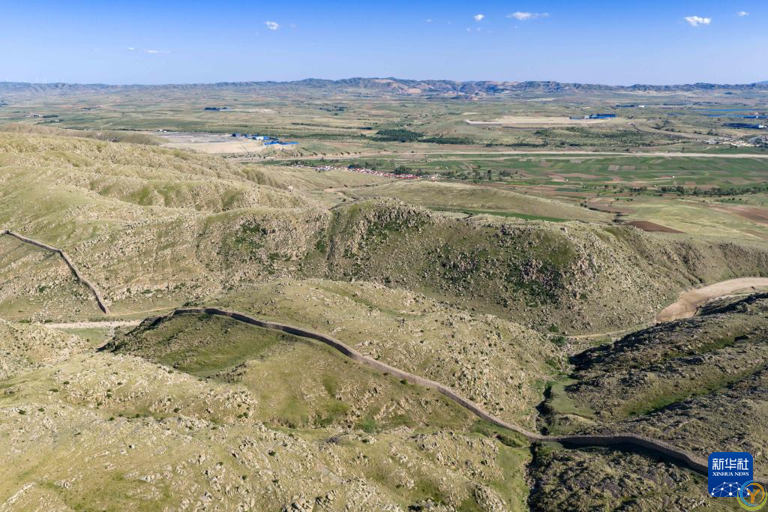 群山中的秦长城