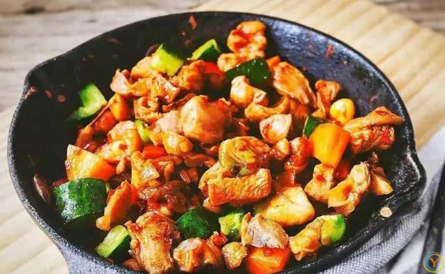 家常菜简单炒一盘，香到邻居来敲门，你会做几道？