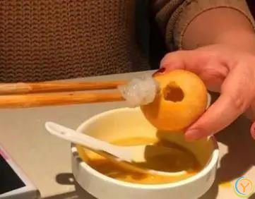 吃火锅时必点的4种美食，每一样都是精品，老板一看就知道是老手