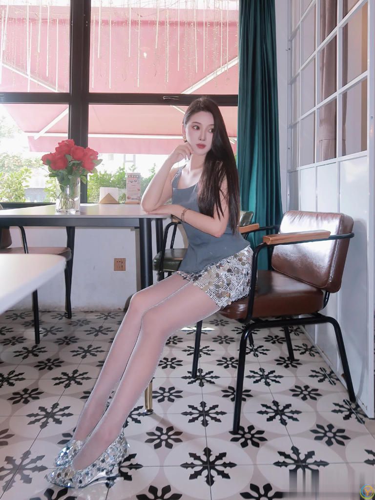 静谧时光的温柔邂逅：寻找优雅生活的艺术