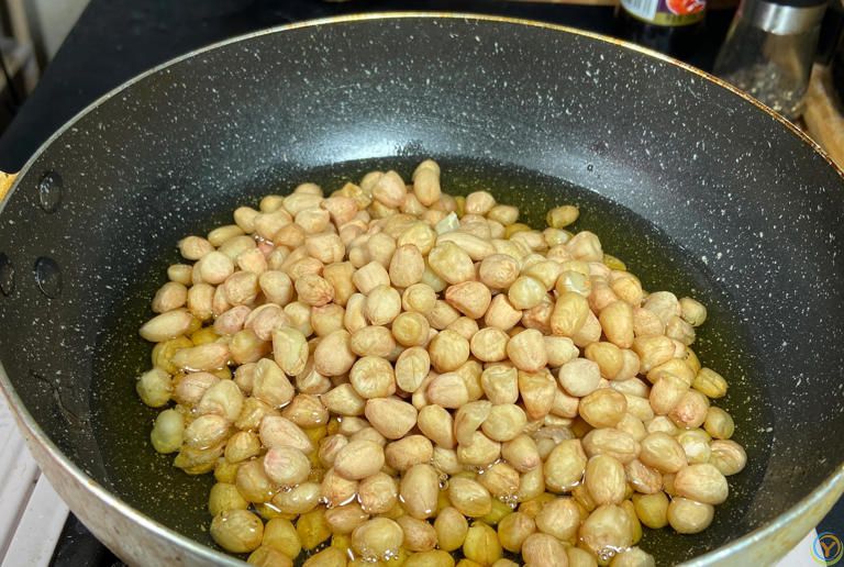 炸花生米时不能先放油？大厨教你正确做法，香脆爽口好下酒，收藏