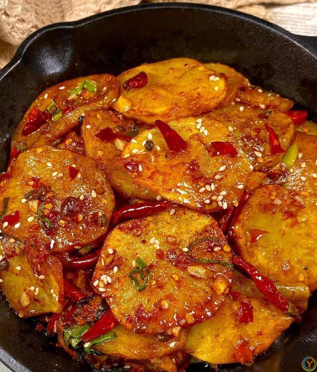 高血压“三分治七分养”，常吃这4道菜，软化血管，维护血压稳定