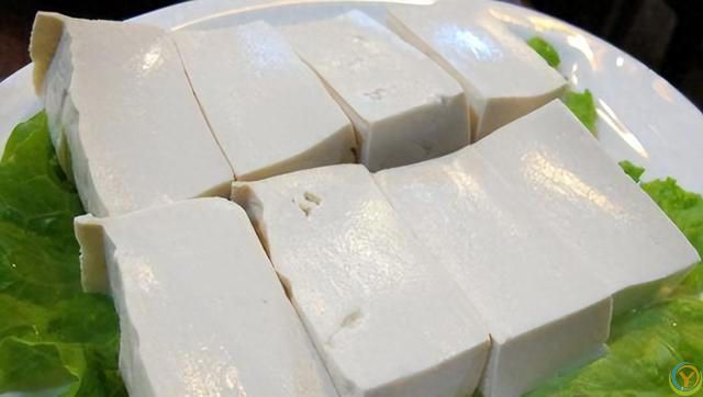 烹饪豆腐时，掌握5个技巧，轻松做出又嫩又入味的豆腐！