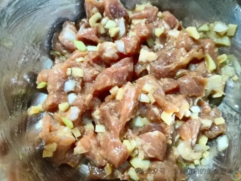 一家人的晚餐，2道家常菜，简单好做还好吃，是吃不烦的幸福味道~