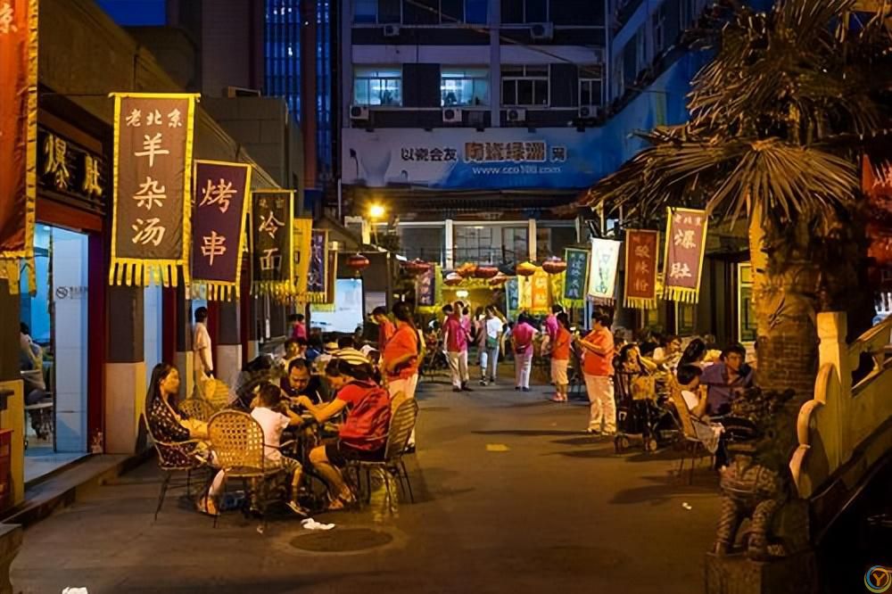 长沙旅游必吃十大美食：舌尖上的湘味，解锁火辣与鲜香的双重魅力