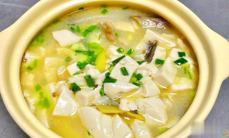 爱吃豆腐别错过！汤鲜味美又营养的3种豆腐汤家常做法