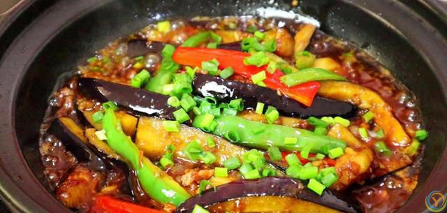 到了饭点不知道做什么？试试这8道下饭菜，4荤4素，全家都爱吃！