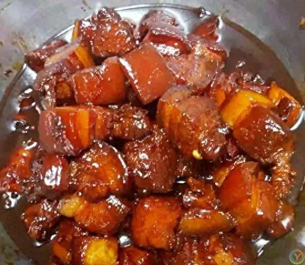 爷爷做了60年的红烧肉，口感软烂香入味，香料只加这四味即可