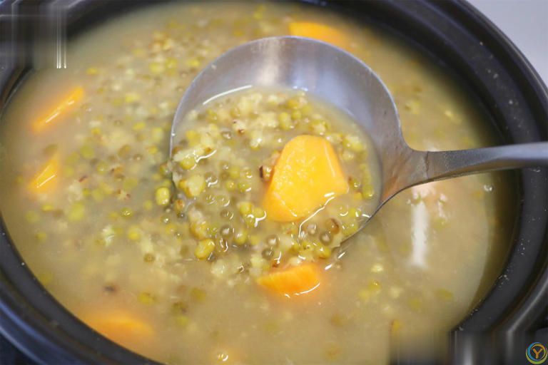 夏天别吃冷饮啦，这样煮一锅，清凉解暑又健康！