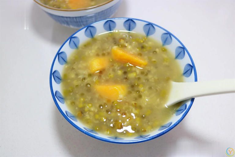 夏天别吃冷饮啦，这样煮一锅，清凉解暑又健康！