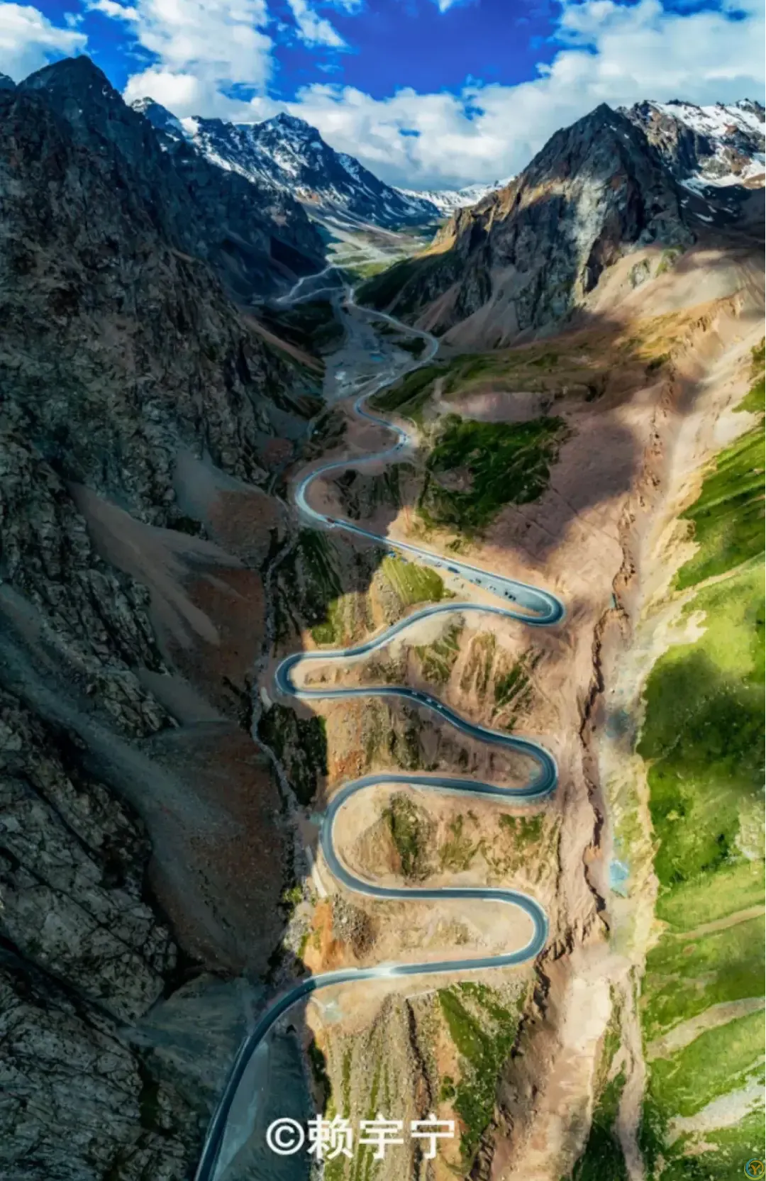 新疆自驾天花板，草原、雪山、沙漠、美食多到数不清