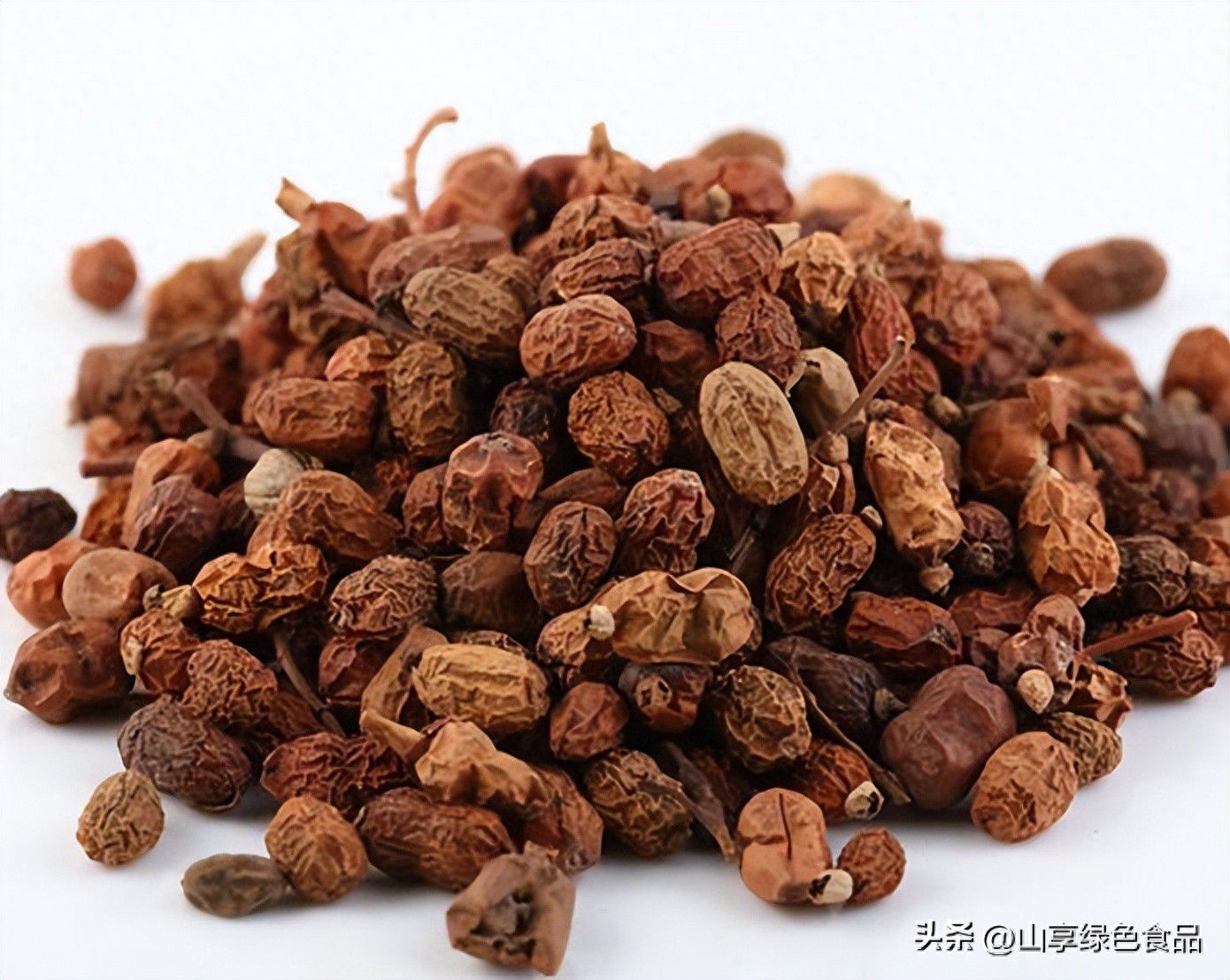 炖肉"最去土腥"的4大香料秘诀：3斤肉放1克，出锅飘香没腥味