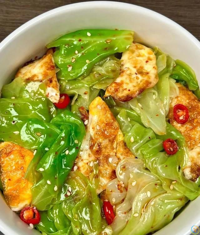 三伏天将至，少吃大鱼大肉，多吃这8道菜，应季而食，平安度夏！