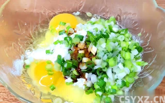 早餐这样做，比包子简单油条香，2分钟学会，一周吃7次不腻