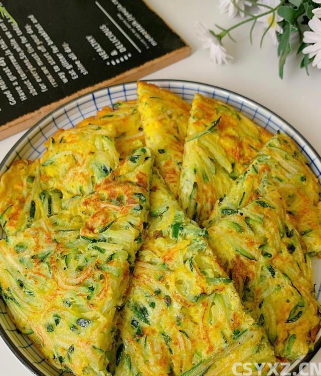 我家最受欢迎的早餐饼，不加面不加水，10分钟上桌，全家抢着吃！