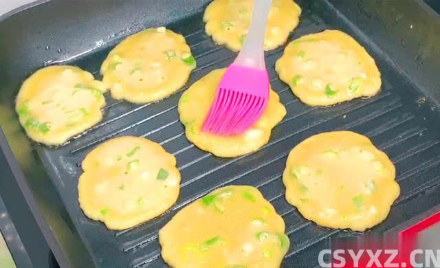 早餐这样做，比包子简单油条香，2分钟学会，一周吃7次不腻