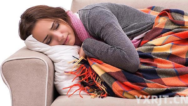 一躺床就睡的人和睡不着的人，谁更健康？睡得快暗示什么？