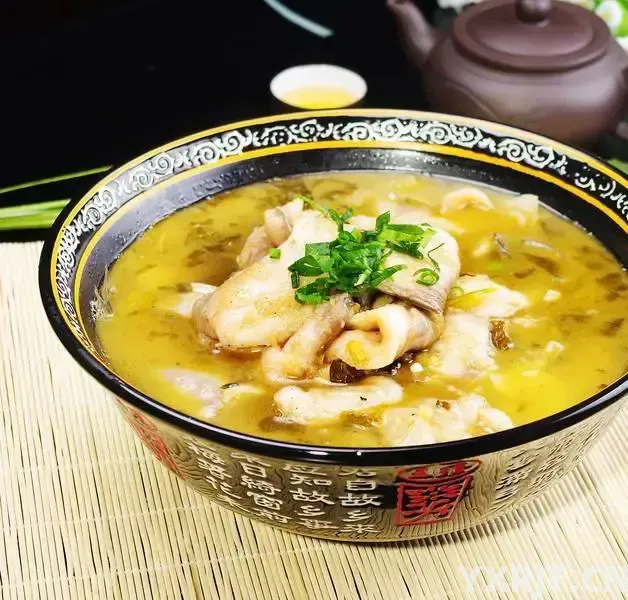 曾经辉煌一时的酸菜鱼，为啥吃的人少了？网友：4个原因，很扎心