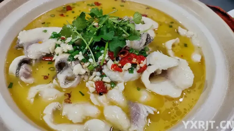 曾经辉煌一时的酸菜鱼，为啥吃的人少了？网友：4个原因，很扎心