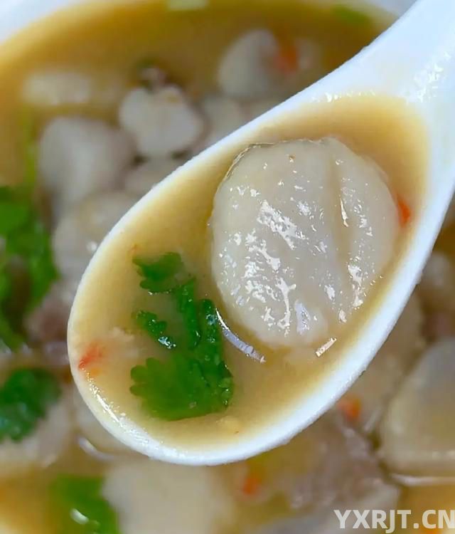 钾是苹果32倍，建议中老年人常吃多吃，腿脚更有劲，对肠胃也好