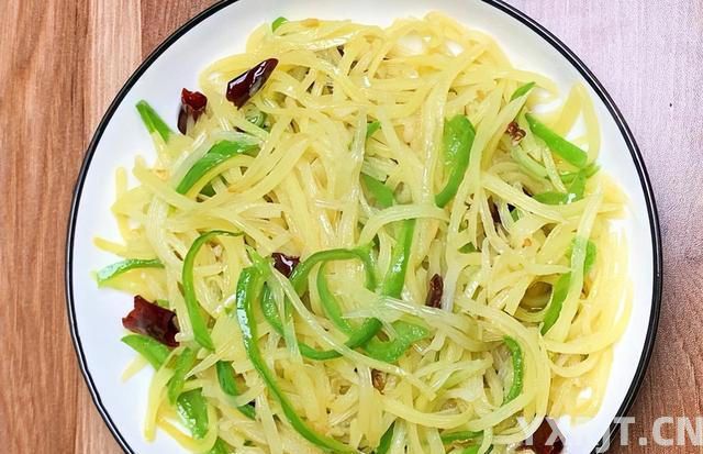 懒人下厨房一定要学会这3道炒菜，简单美味有营养，好吃不求人